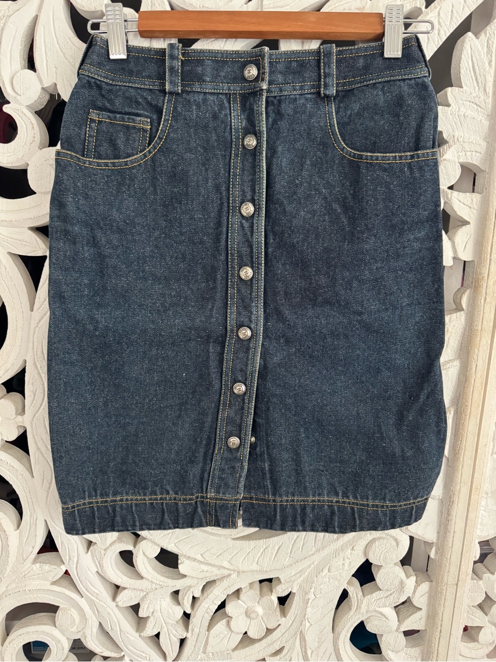 Vintage CHANEL Denim Skirt Snap Front CC Logo Buttons France Sz 38 Rare
